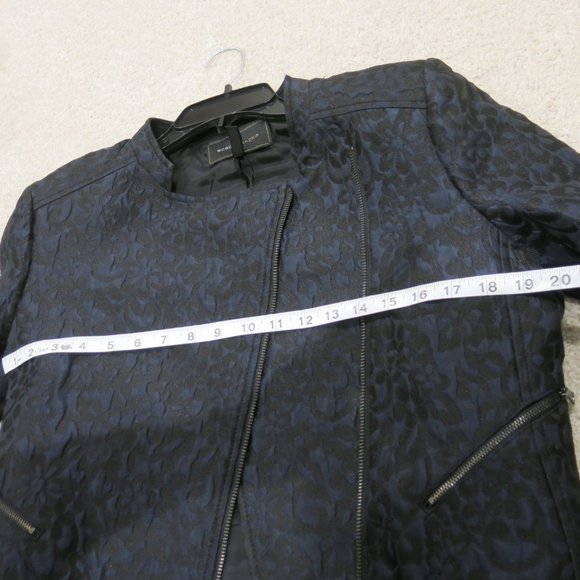 BCBG Black/Blue Floral Jacket - Picture 8 of 9